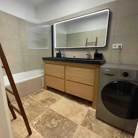 Beautiful Apartment With Sea View And Garage! Apartamento