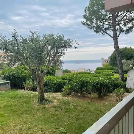 Beautiful Apartment With Sea View And Garage! * Nice