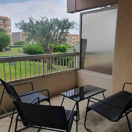 Beautiful Apartment With Sea View And Garage! Apartamento *